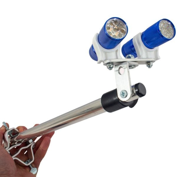 alt="Tripod Light"