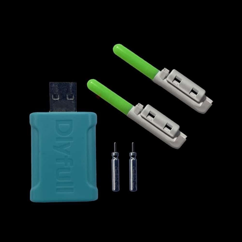 rig-shark-tip-lights-4 alt="Rig Shark Smart Tip Light and Charger Combo"